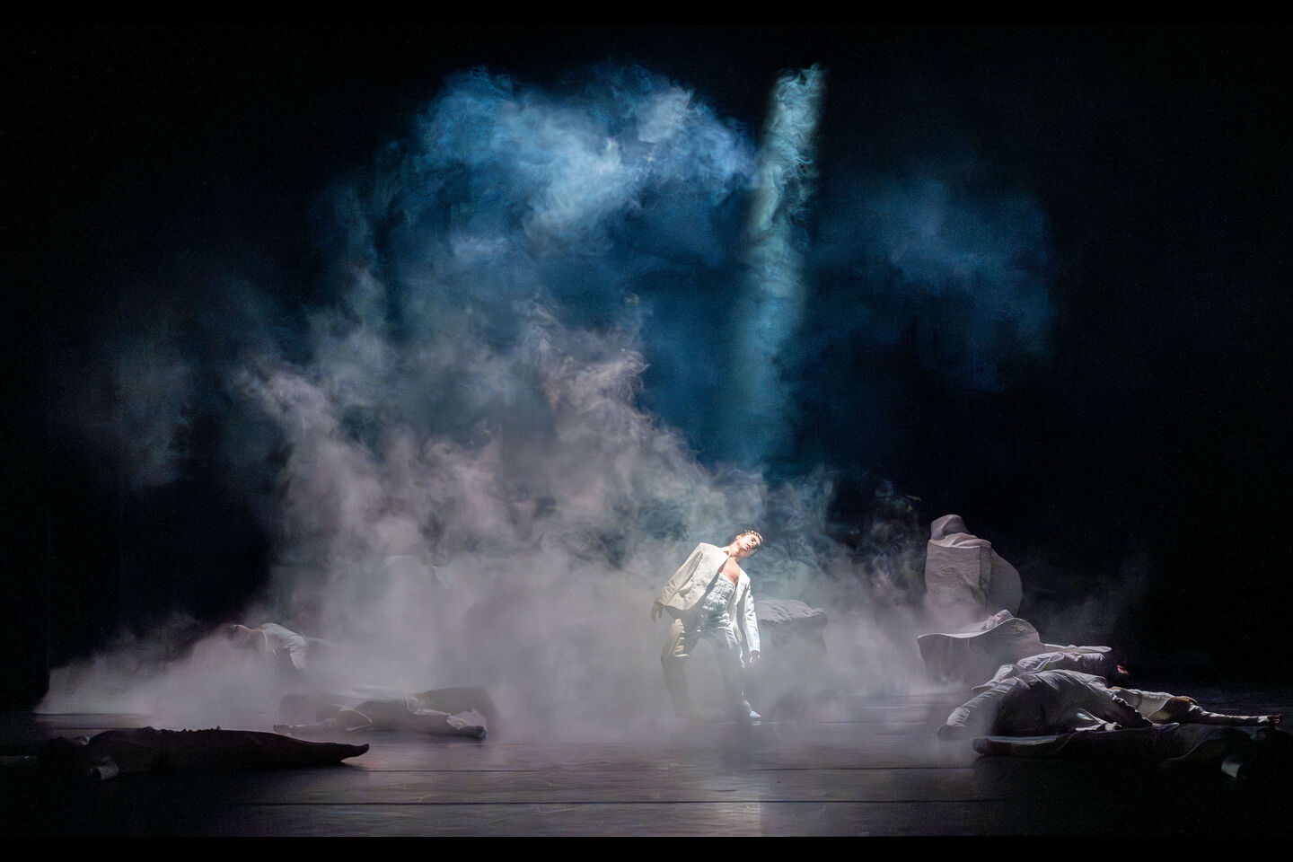 in: IM VERBORGENEN
Choreografie: GOLDENE WUNDEN